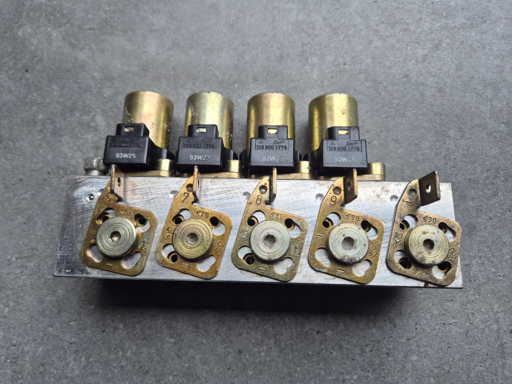 Купить Электроклапан крыша mercedes sl r129 1298000178