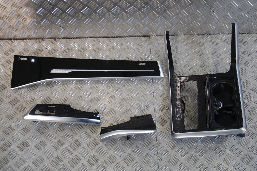 фото №1, Накладки декоративные декоры audi q8 p160