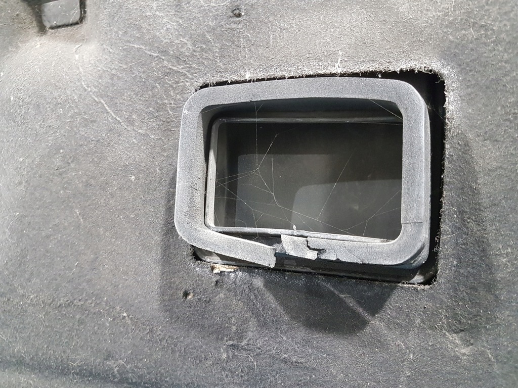 фото №6, Volvo v50 капот передня 462-46