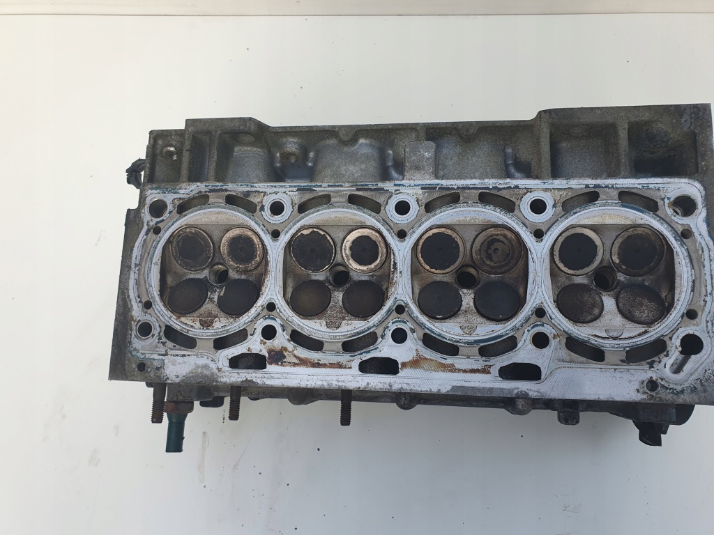 фото №8, Головка комплектная валы коромысла bud 1.4 16v vw skoda seat