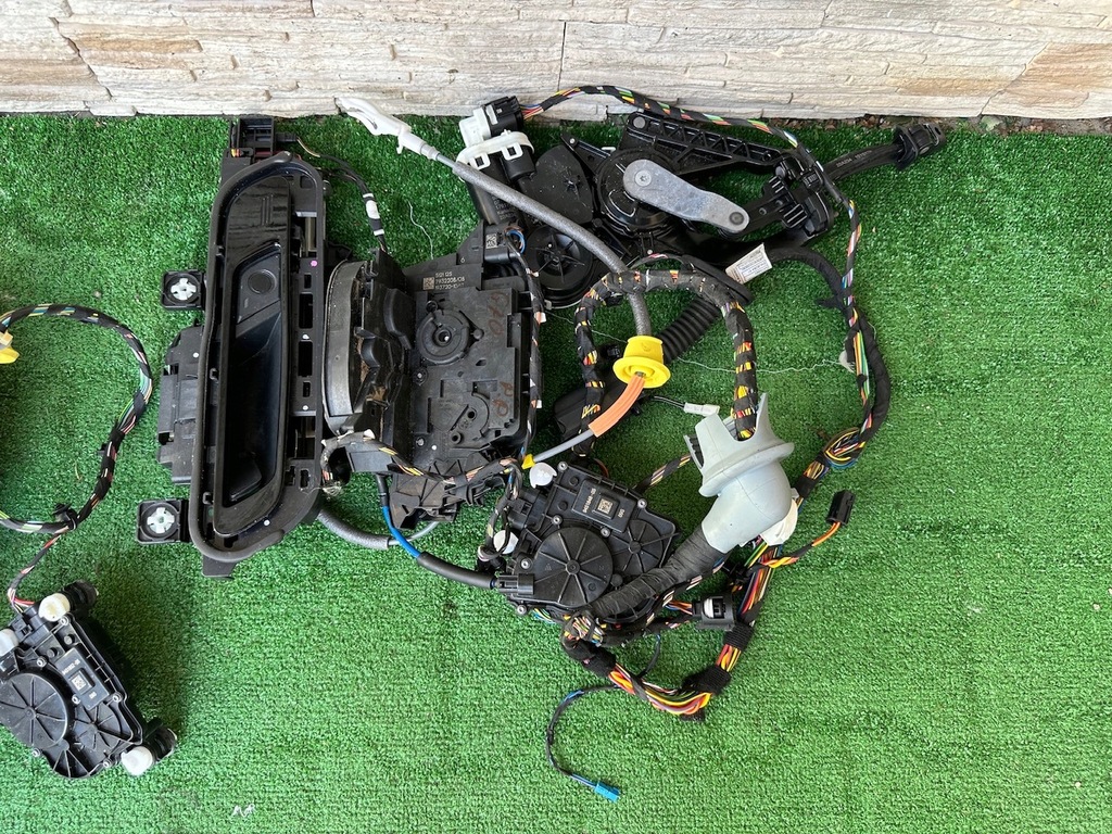 фото №9, Замок замки дверь soft close доводчики bmw 7 i7 g70