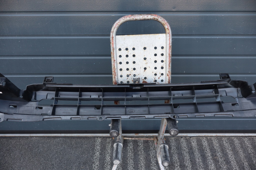 Балка бампера передняя перед land rover discovery sport fk72-17e778-a 2014 Оригинал