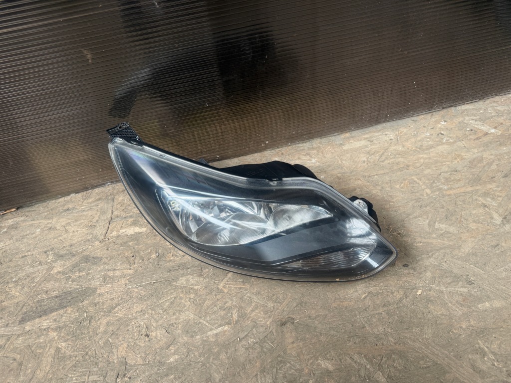 Купить Лампа передняя правая focus mk iii 1481914820 оригинал