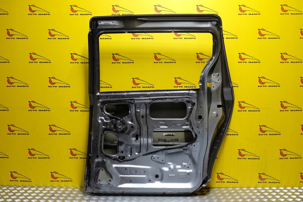 фото №8, Toyota sienna 2011-2019 дверь задняя правое задние usa