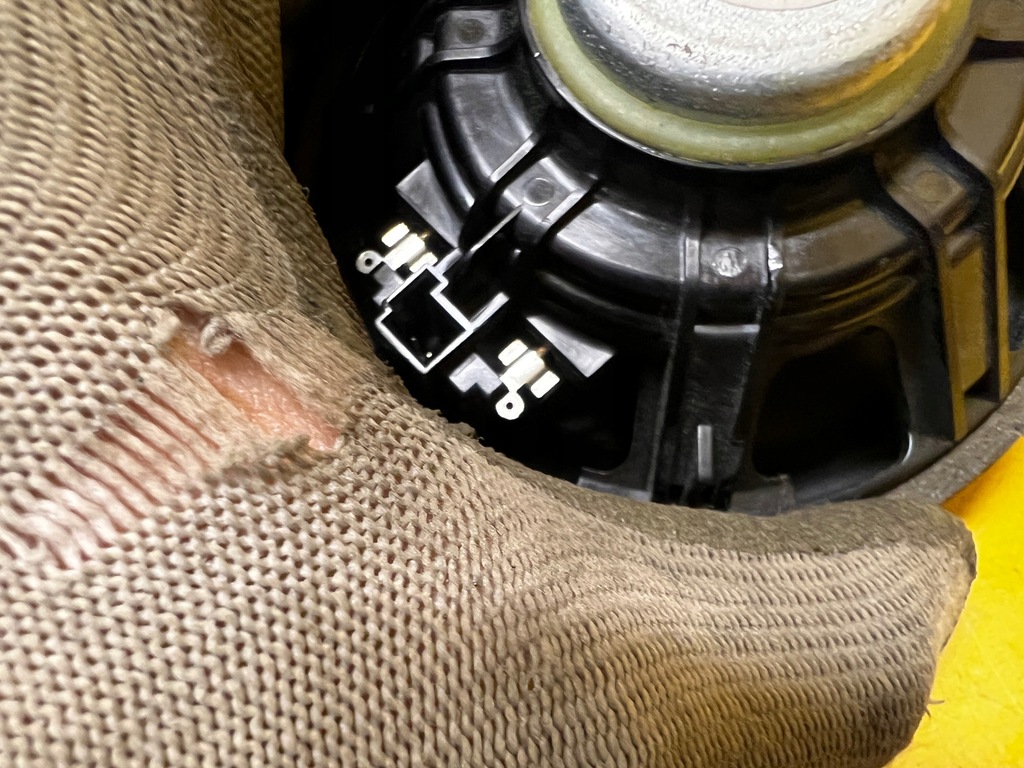 фото №4, Динамік середньочастотний панелі консолі bmw 1 f20 f21 2 f22 f23 mini r60 r61