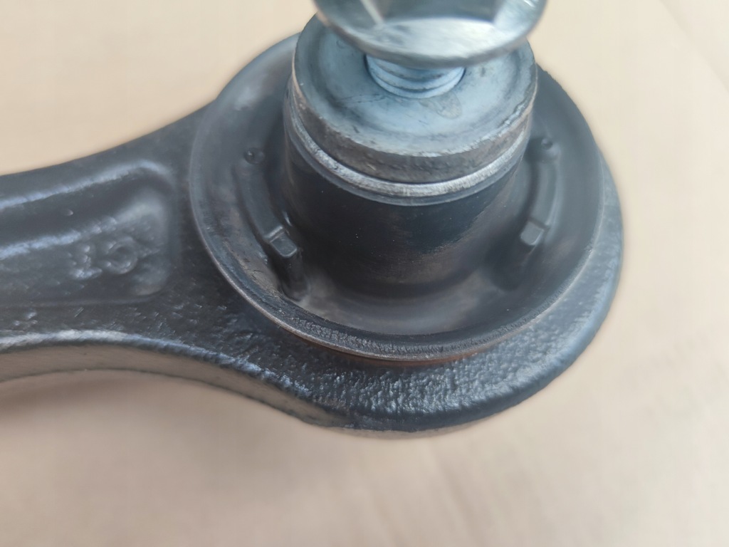 фото №12, Dodge challenger charger srt передній важіль 2015+