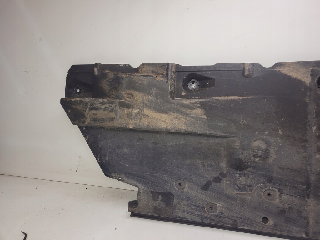 фото №6, Захист підвіска права audi a3 8p cabrio 8p7825202d