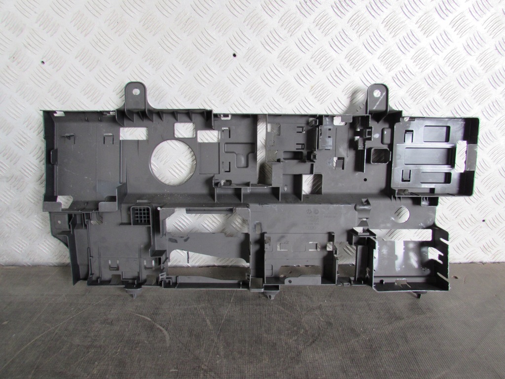 фото №6, Корпус багажника audi a6 c8 18-23r 4k0907392f