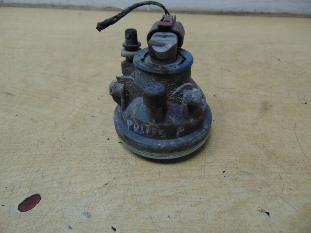 фото №8, Противотуманная фара правый toyota prius ii