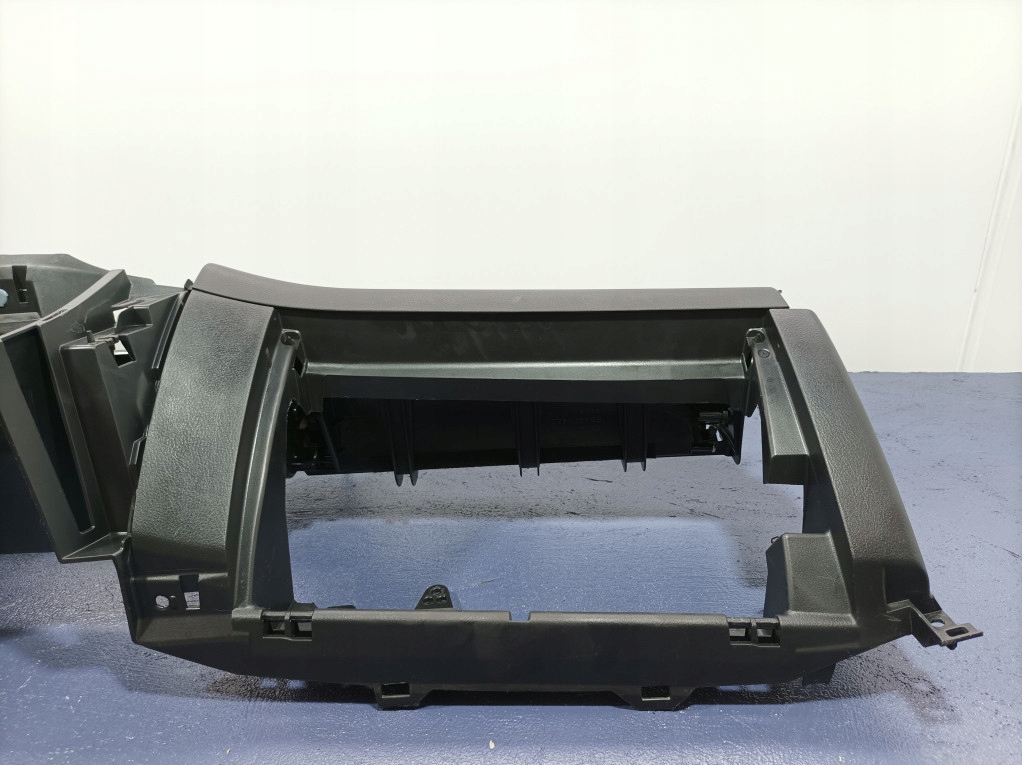 фото №6, Toyota rav4 iii lift 10-13 dół панели приборной панели бардачок 55303-42010