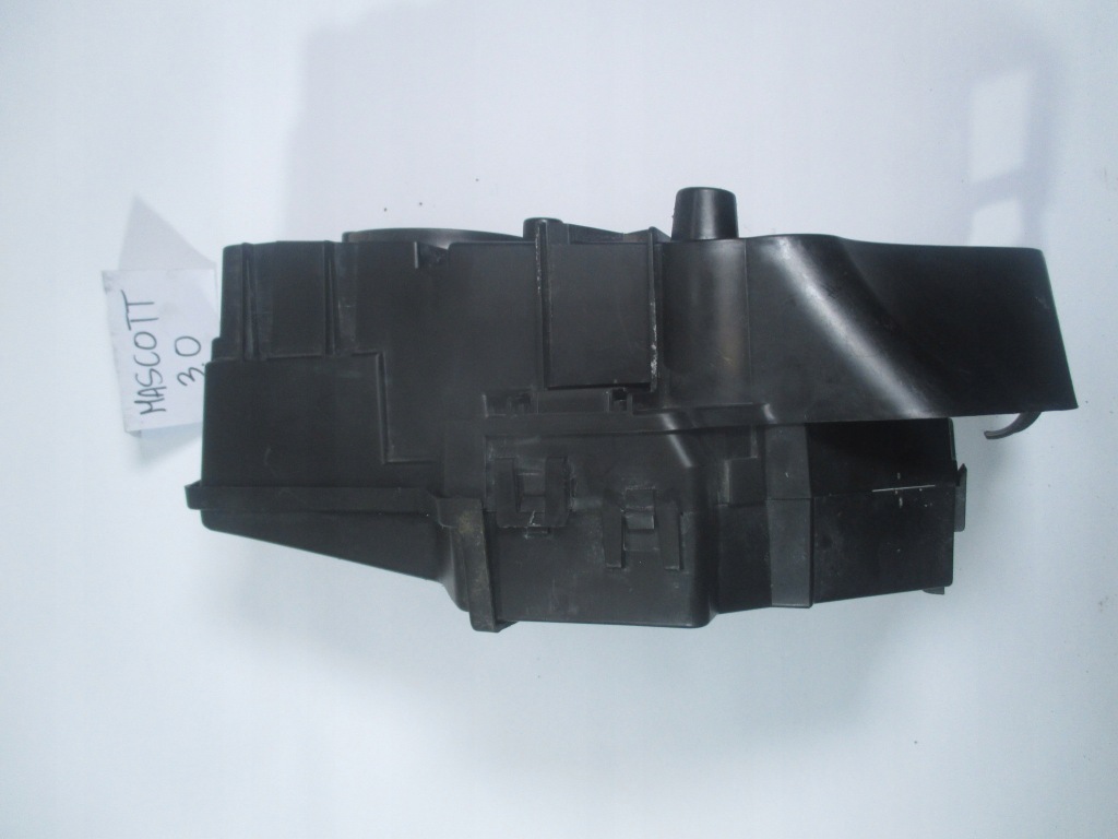 Корпус коробка запобіжників renault mascott 3.0 dci zd3 04- Оригінал