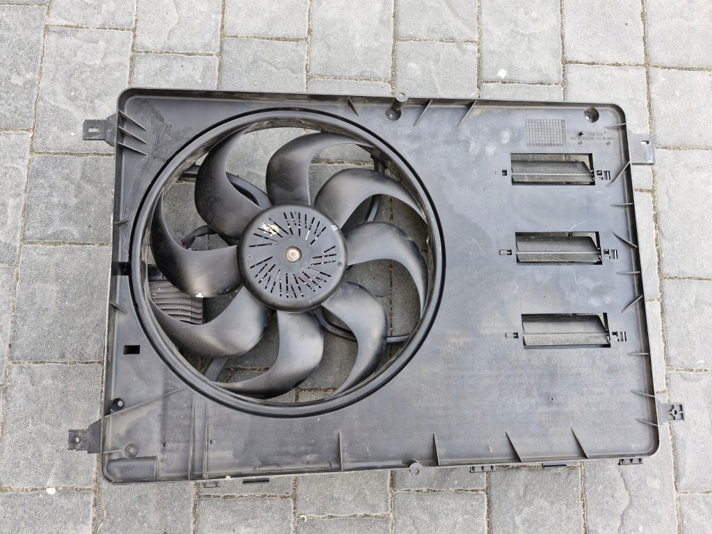 фото №3, Volvo v40 ii вентилятор радиатора оригинал
