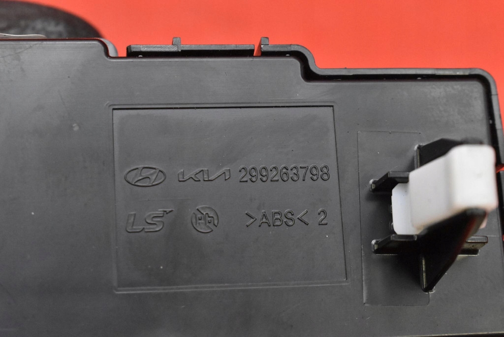 фото №10, Панель многофункциональный переключатель trybu движение 93310be270 hyundai kona ii 22-