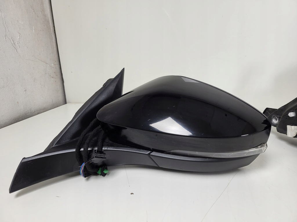 фото №2, Vw t-roc зеркало левая 9pin