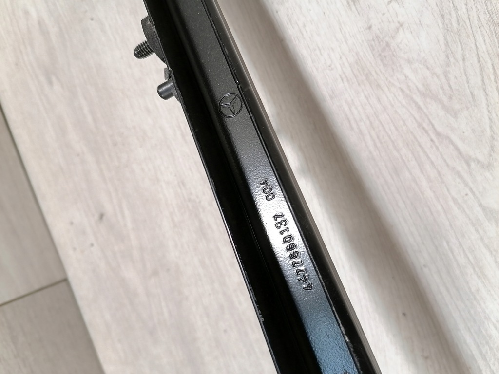 фото №5, Mercedes w447 направляющая направляющая правая a4477660137