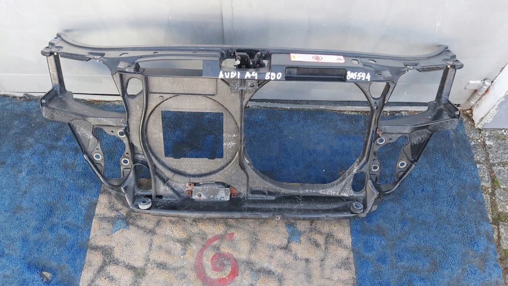 фото №1, Audi a4 b5 8d080594 усилитель передний