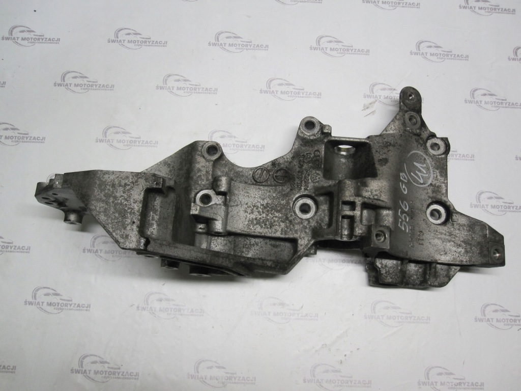 Купити Seat leon 1.6 tdi 11r 105km 03l903143k кронштейн генератора