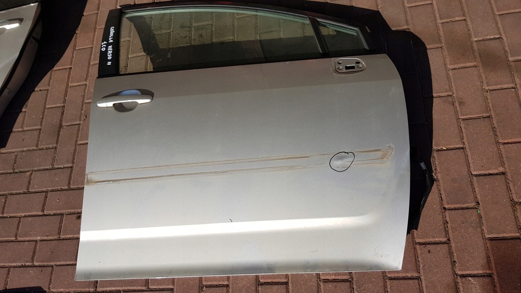 фото №1, Дверь передние перед правое toyota corolla verso ii