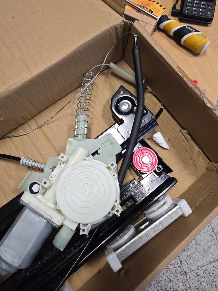 фото №3, Подъемник стекло перед левый mini r50, r53