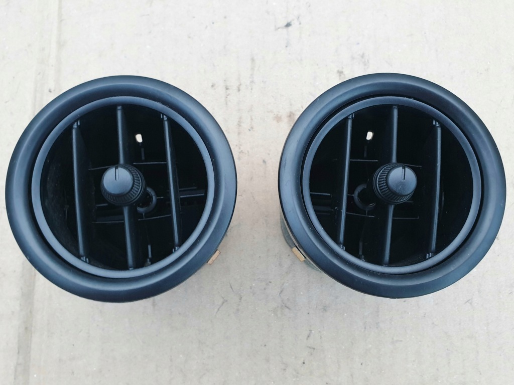 фото №1, Решётка обдув воздуха mercedes w447 a4478300054