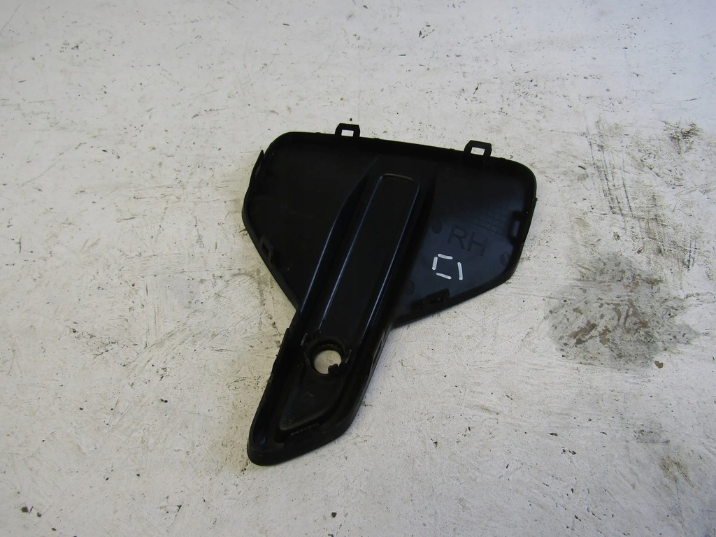 фото №8, Volvo xc40 lift решётка бампера правый перед 32136102