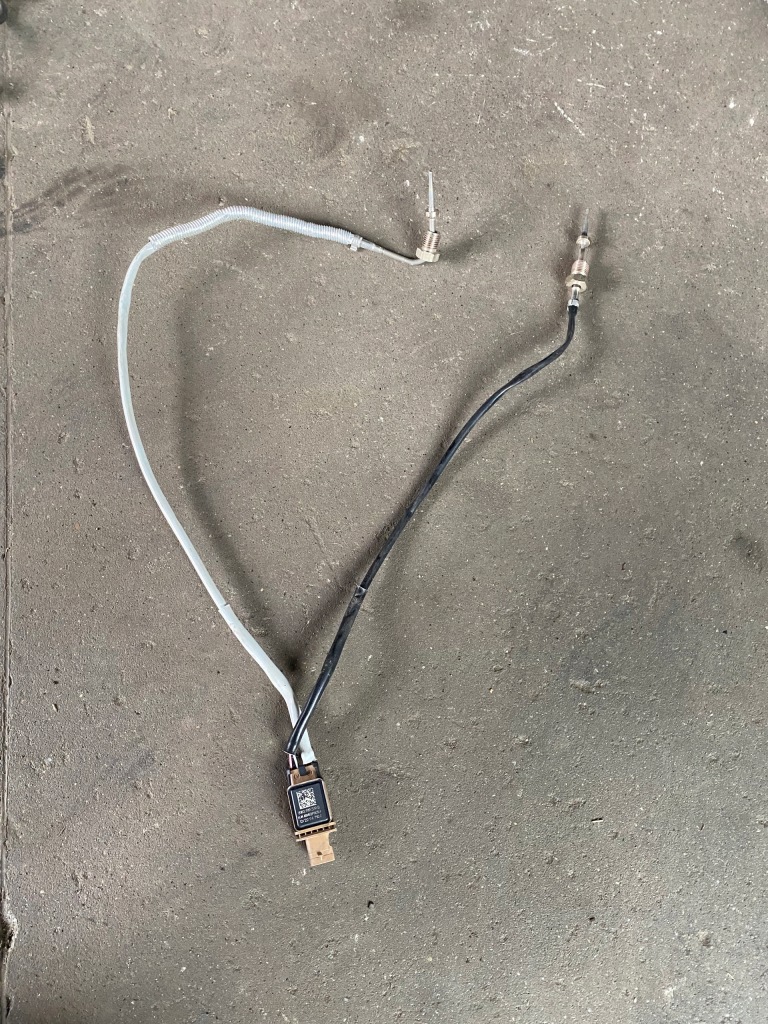 фото №1, Audi a4 b9 a5 2.0tfsi датчик температури вихлопних газів