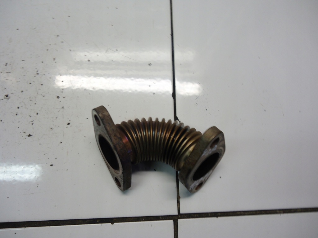 фото №3, Kia carens 2.0crdi d4ea трубка egr