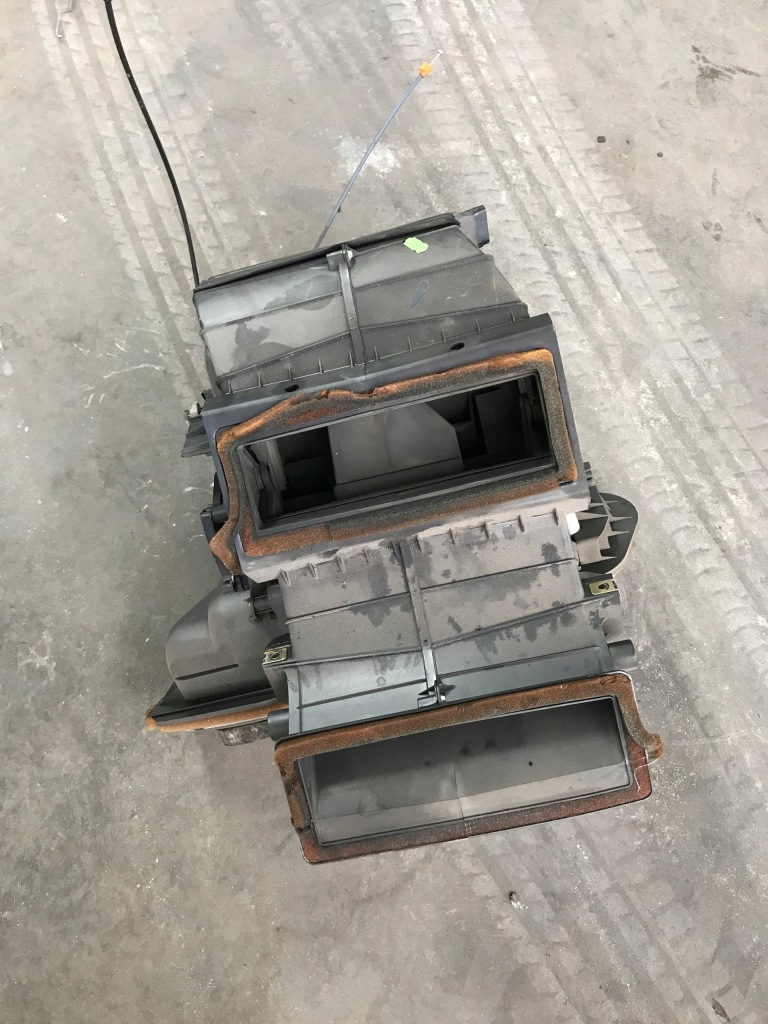 фото №1, Renault trafic ii vivaro отопитель 91168644