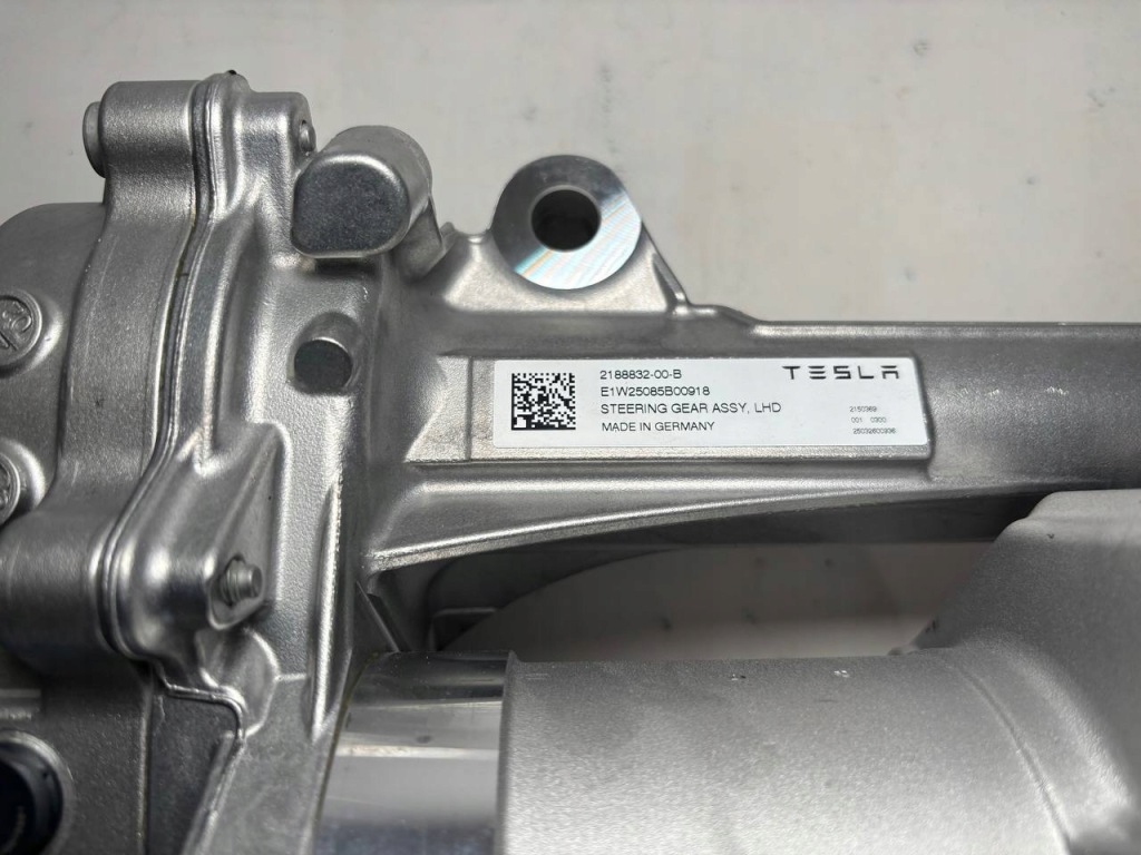 Рейка рульова tesla model y juniper 2025+ в Україні