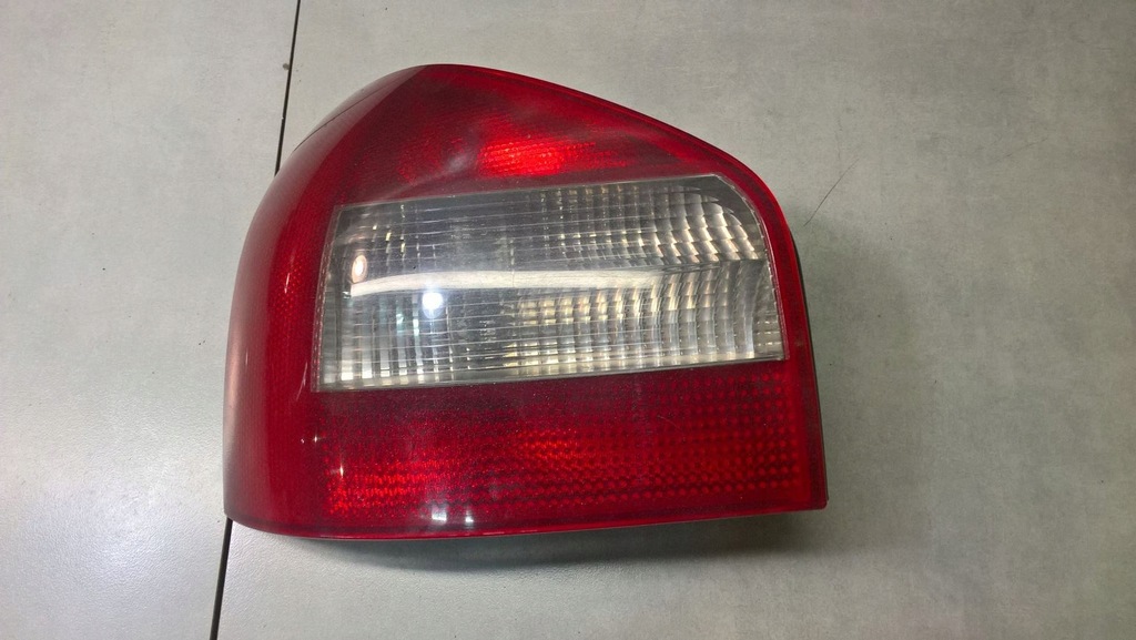 фото №1, Лампа левый задняя audi a3 8l lift