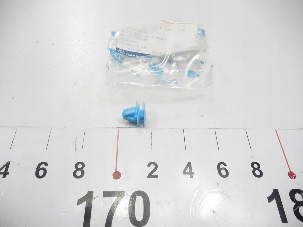 фото №6, Суппорт накладки подкрылок ford ranger 2006-2012 оригинальный номер 1451758