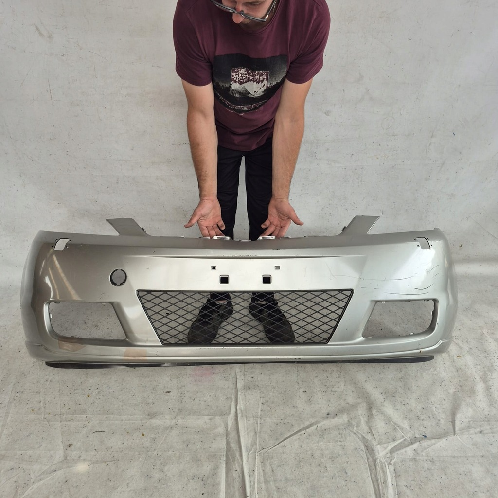 фото №1, Mazda 5 i 05-08 бампер перед передний sprysk