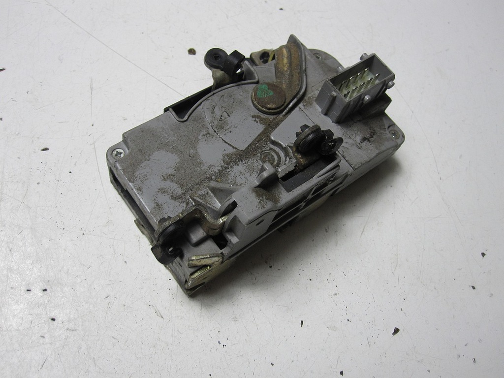 фото №8, Замок дверь передний правый peugeot 406 00r