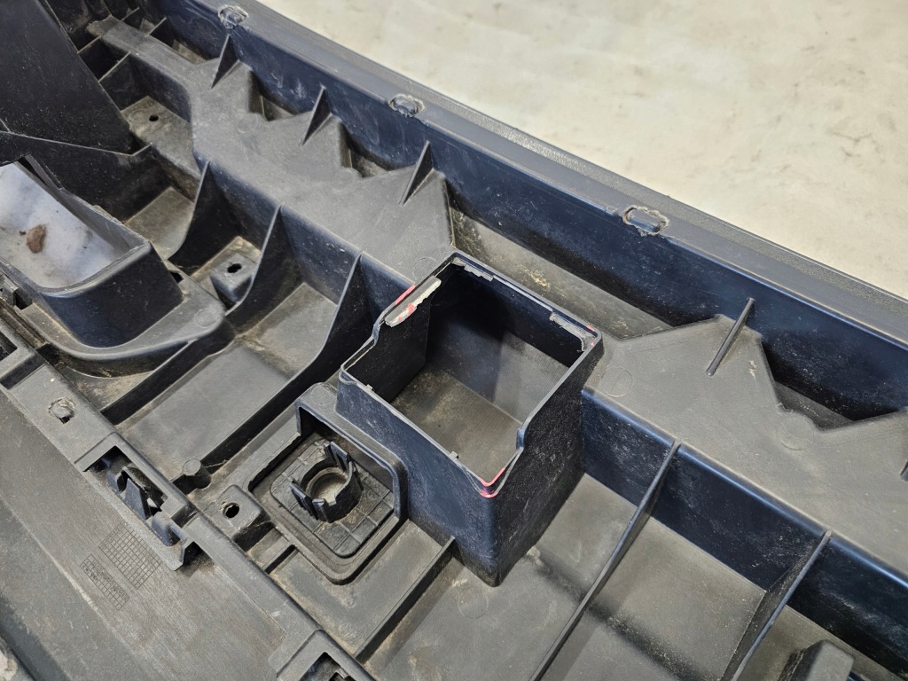 Audi q3 8u0 бампер задній задня pod pdc 8u0807521an Зі Шроту