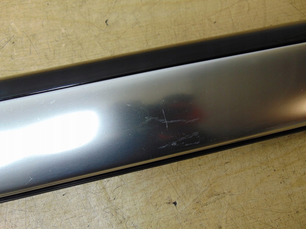 фото №11, Молдинг скло перед audi a5 8w cabrio права 8w7853266b