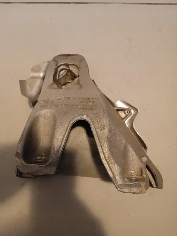 фото №1, Bmw x5 f15 кронштейн двигуна