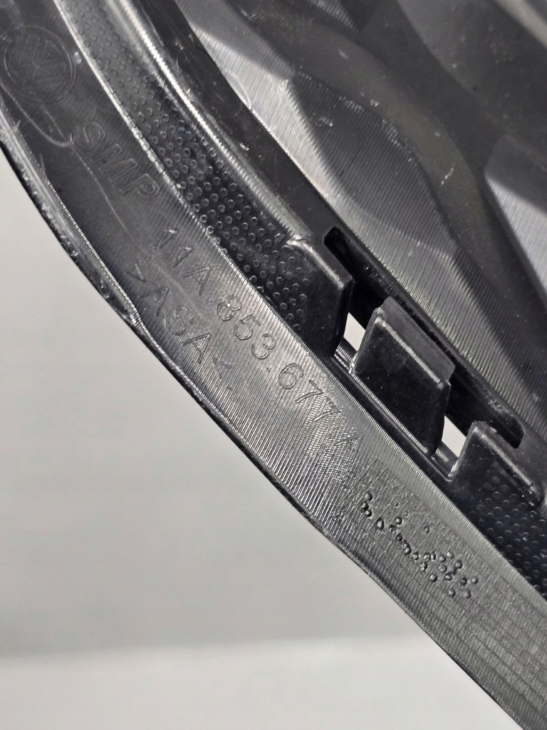 фото №8, Vw id.4 решётка бампера передняя 11a853677a