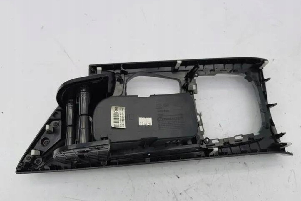 фото №9, Інше частини оздоблення hyundai i40 vf 846513z000 1.7l дизель 85kw 2012