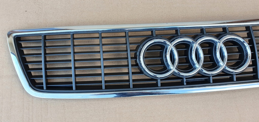 фото №13, Audi s8 d2 94-99 решітка радіатора решітка радіатора капот 4d0853651h oryg