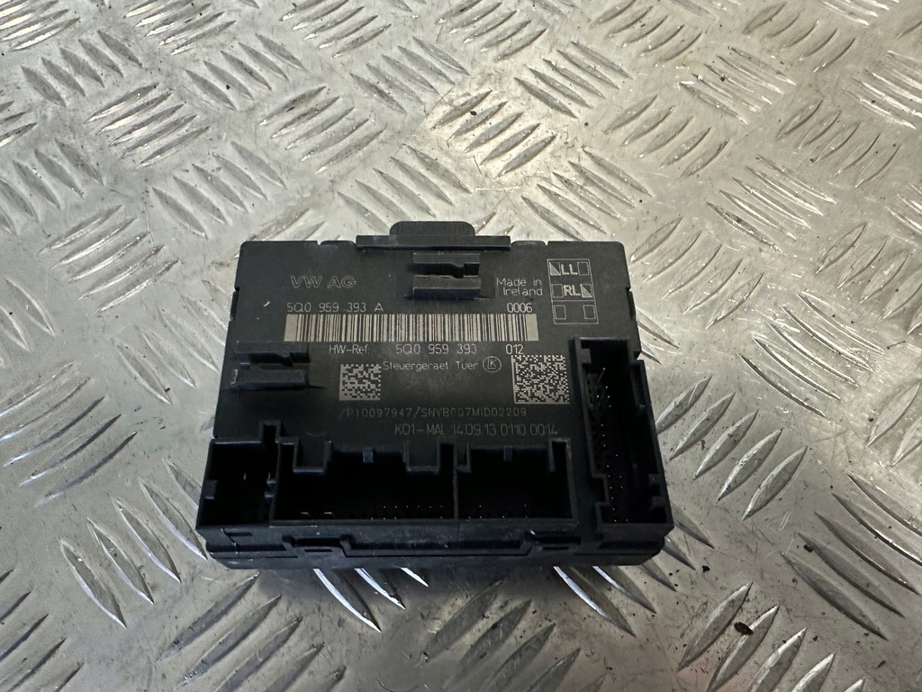 фото №1, Vw golf vii модуль двері 5q0959393a