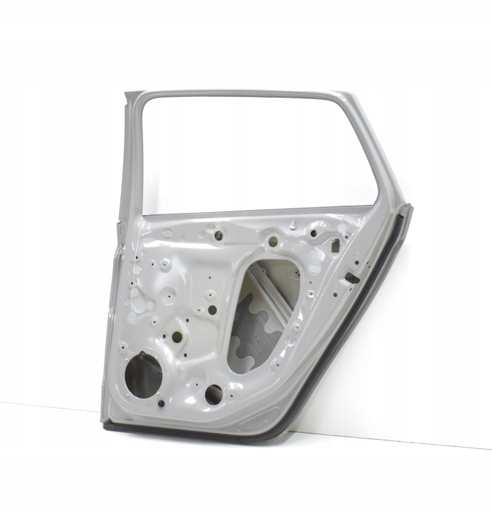 фото №5, Skoda scala дверь правое задняя 657833312