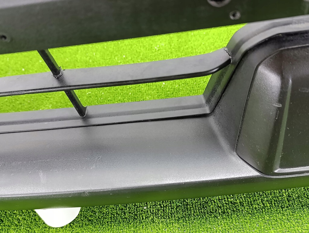 фото №9, Mazda mx-30 mx30 бампер перед передній решітка середня