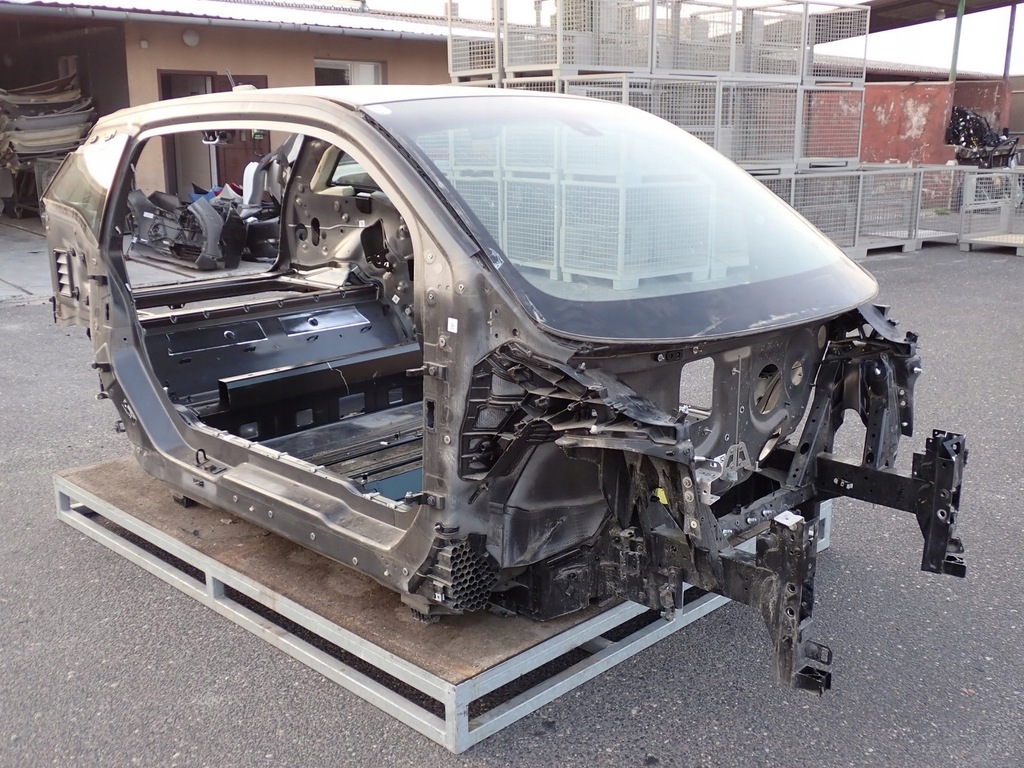 фото №1, Крыша кузов четверть europa oryg bmw i3 21r