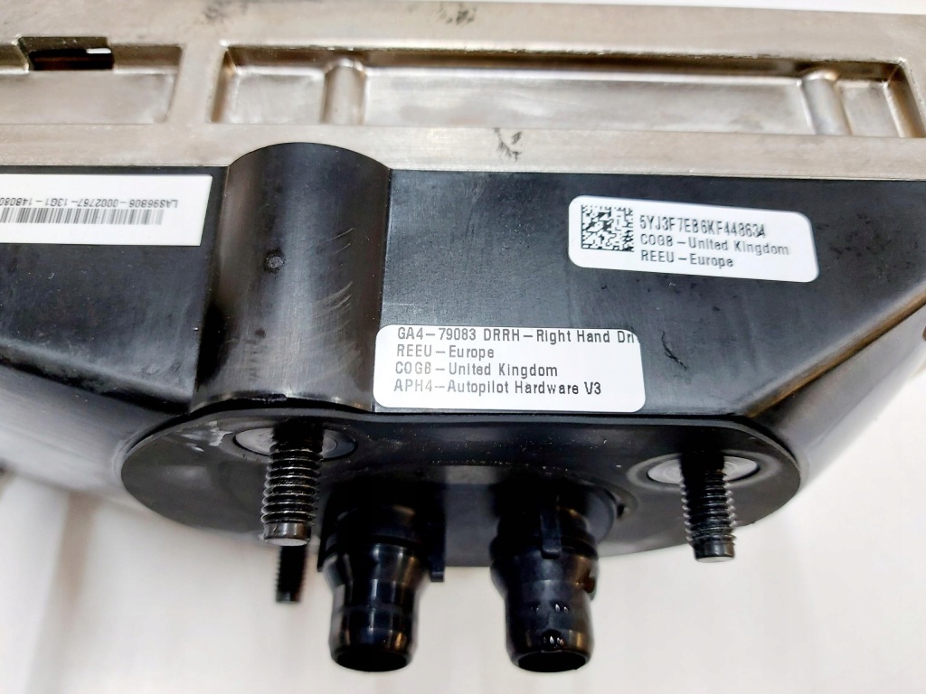 Купить Tesla 3 tesla iii 19r. модуль блок управления autopilot 1462554-05-h