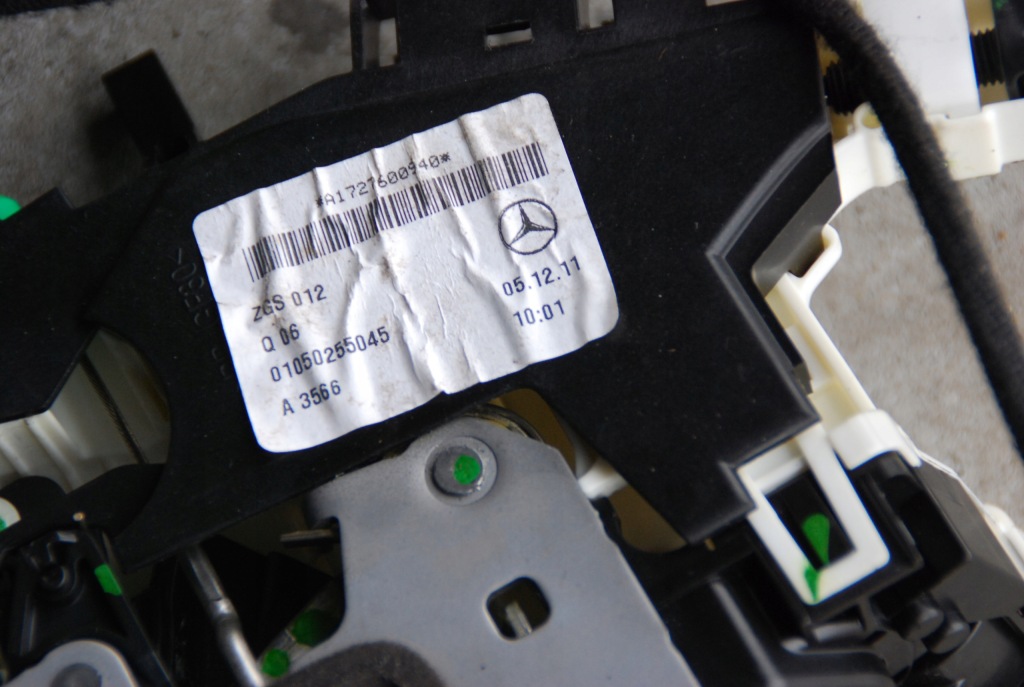 фото №5, Замок дверь l / p перед mercedes slk iii 11- r172