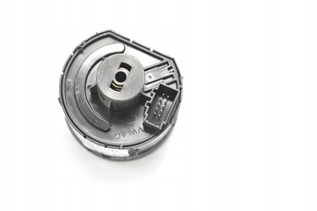 фото №9, Панель перемикач світла skoda octavia 5e iii 13-