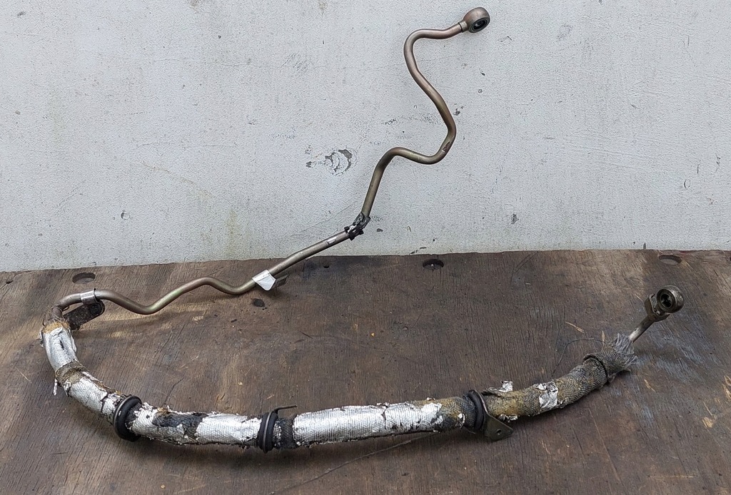 фото №1, Mercedes w220 4.0 cdi шланг abc