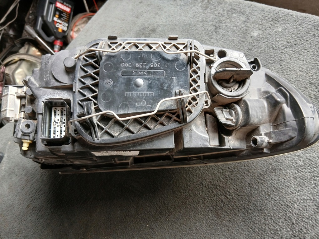 фото №8, Volvo v50 s40 ii lift fl 07-12 лампа фара левый перед передний h7 europa