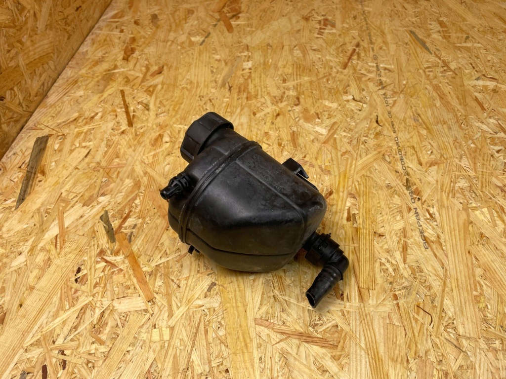 фото №8, Бак бачок расширительный bmw 7 g11 g12 5 g30 g31 9485733