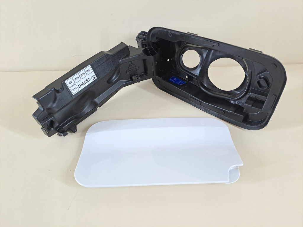 фото №1, Кришка заливної пального ewp 1.5 bhdi toyota proace city 22r